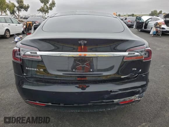 ✅ 2017 Tesla Model S 60 • VIN: 5YJSA1E15HF176634 • Lot: 93718785. Listed on Copart with 88,131 mi. Free auction sales archive from the USA and detailed vehicle history report at DreamBid. Image 6.