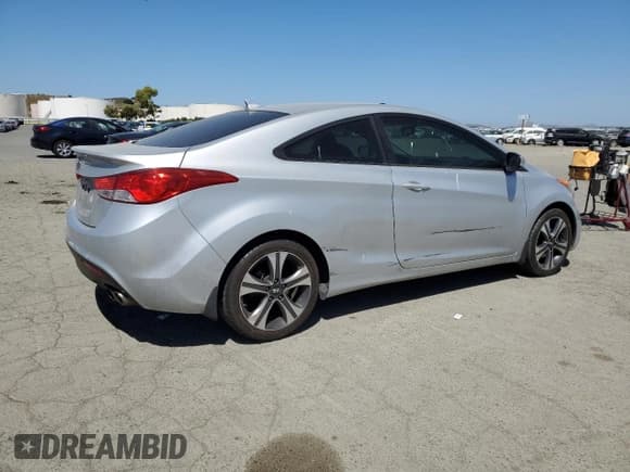 ✅ 2013 Hyundai Elantra SE • VIN: KMHDH6AEXDU018068 • Лот: 55693405. Опубликован ранее на Copart с пробегом 107 583 миль. Бесплатный доступ к архиву аукционных продаж из США и подробный отчёт об истории автомобиля на DreamBid. Изображение 3.