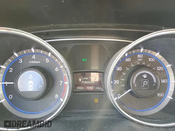 ✅ 2013 Hyundai Sonata SE • VIN: 5NPEC4AC5DH759720 • Lot: 86159745. Listed on Copart with 73,161 mi. Free auction sales archive from the USA and detailed vehicle history report at DreamBid. Image 9.