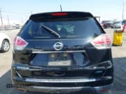 ✅ 2014 Nissan Rogue SV • VIN: 5N1AT2MV4EC821732 • Lot: 43411219. Wystawiony na IAAI z przebiegiem 217 054 mil. Bezpłatny archiwum sprzedaży aukcyjnych z USA i szczegółowy raport historii pojazdu na DreamBid. Zdjęcie 17.
