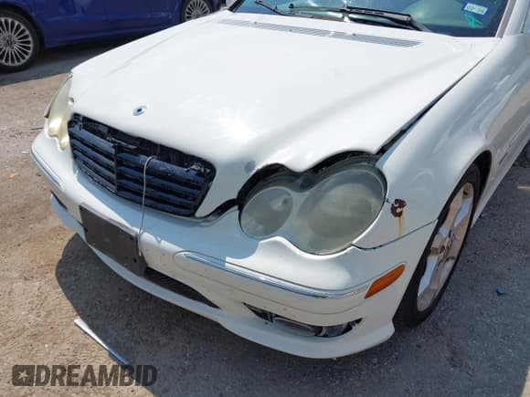 ✅ 2007 Mercedes-Benz C 230 Sport • VIN: WDBRF52H87F929946 • Lot: 43190248. Wystawiony na IAAI z przebiegiem Nie podano. Bezpłatny archiwum sprzedaży aukcyjnych z USA i szczegółowy raport historii pojazdu na DreamBid. Zdjęcie 13.