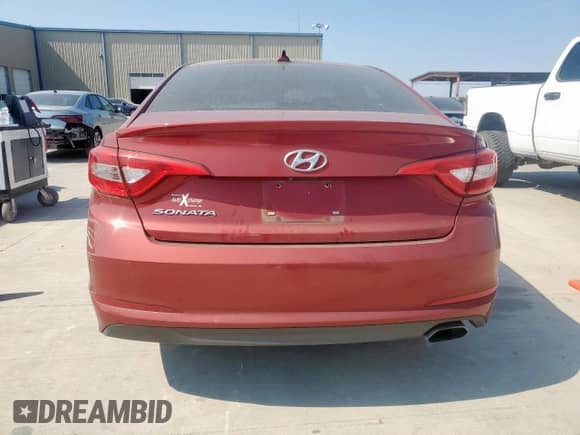 2016 Hyundai Sonata 2.4L z VIN 5NPE24AF4GH312877, wystawiony jako Copart lot #81450235 z przebiegiem Nie podano mil oraz Szkoda całkowita • Salvage title. Historia ofert i sprzedaży dostępna na DreamBid. Obrazek 6.