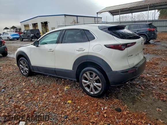 ✅ 2021 Mazda CX-30 Select • VIN: 3MVDMABL0MM235812 • Lot: 94223675. Wystawiony na Copart z przebiegiem Nie podano. Bezpłatny archiwum sprzedaży aukcyjnych z USA i szczegółowy raport historii pojazdu na DreamBid. Zdjęcie 2.