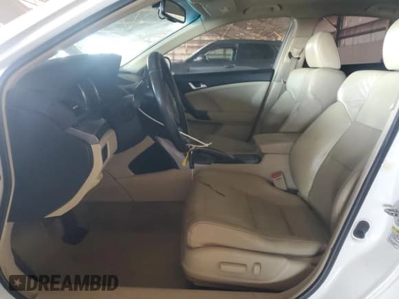 ✅ 2012 Acura TSX Technology • VIN: JH4CU2F62CC025850 • Lot: 90973665. Listed on Copart with 234,947 mi. Free auction sales archive from the USA and detailed vehicle history report at DreamBid. Image 7.