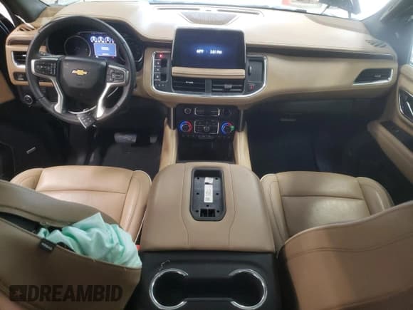 ✅ 2021 Chevrolet Suburban Premier • VIN: 1GNSCFKD2MR318276 • Lot: 37848743. Wystawiony na Copart z przebiegiem 33 165 mil. Bezpłatny archiwum sprzedaży aukcyjnych z USA i szczegółowy raport historii pojazdu na DreamBid. Zdjęcie 8.