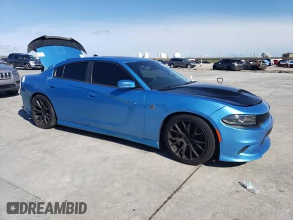 2015 Dodge Charger SRT Hellcat z VIN 2C3CDXL98FH836328, wystawiony jako Copart lot #50473255 z przebiegiem 38 821 mil mil oraz Czysty tytuł • Clean title. Historia ofert i sprzedaży dostępna na DreamBid. Obrazek 4.