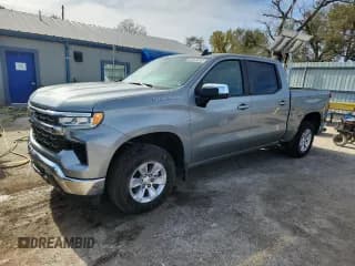 ✅ 2026 Chevrolet Silverado 1500 LT • VIN: 1GCUKDED2TZ131901 • Lot: 92282525. Wystawiony na Copart z przebiegiem 8 972 mil. Bezpłatny archiwum sprzedaży aukcyjnych z USA i szczegółowy raport historii pojazdu na DreamBid. Zdjęcie 1.