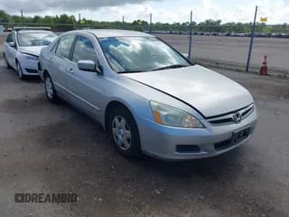 ✅ 2007 Honda Accord LX • VIN: 1HGCM56467A148202 • Lot: 43379611. Listed on IAAI with 91,524 mi. Free auction sales archive from the USA and detailed vehicle history report at DreamBid. Image 1.