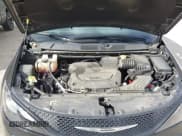 ✅ 2023 Chrysler Voyager LX • VIN: 2C4RC1CG4PR525303 • Lot: 43501227. Wystawiony na IAAI z przebiegiem 65 829 mil. Bezpłatny archiwum sprzedaży aukcyjnych z USA i szczegółowy raport historii pojazdu na DreamBid. Zdjęcie 10.