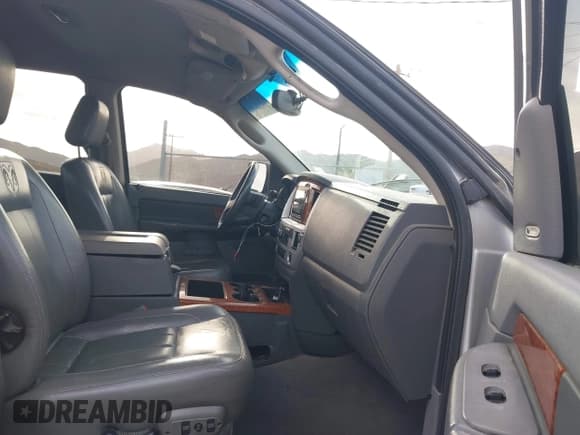 ✅ 2006 Dodge RAM • VIN: 1D3KS28C86J133113 • Lot: 41887869. Wystawiony na IAAI z przebiegiem 461 689 mil. Bezpłatny archiwum sprzedaży aukcyjnych z USA i szczegółowy raport historii pojazdu na DreamBid. Zdjęcie 5.