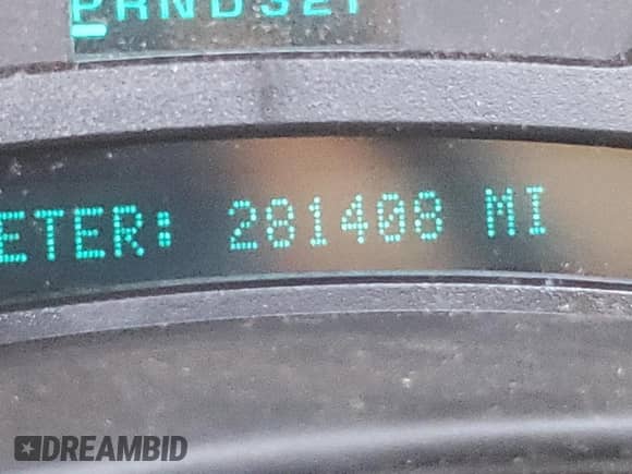 2004 Chevrolet Suburban LS с VIN 1GNFK16TX4J296924, выставлен на аукционе Copart как лот 77017754 с пробегом 281 408 миль миль и На запчасти • Non repairable. История ставок и продаж доступна на DreamBid. Изображение 8.