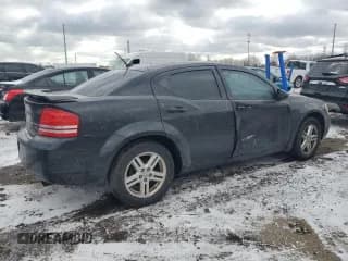 ✅ 2010 Dodge Avenger R/T • VIN: 1B3CC5FB2AN224810 • Лот: 87243034. Опубликован ранее на Copart с пробегом 119 990 миль. Бесплатный доступ к архиву аукционных продаж из США и подробный отчёт об истории автомобиля на DreamBid. Изображение 3.