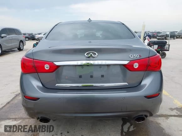 ✅ 2015 Infiniti Q50 Premium • VIN: JN1BV7AP6FM352809 • Lot: 42128664. Listed on IAAI with 82,372 mi. Free auction sales archive from the USA and detailed vehicle history report at DreamBid. Image 16.