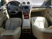 ✅ 2010 Mercedes-Benz GL 550 • VIN: 4JGBF8GB9AA533534 • Lot: 52750025. Wystawiony na Copart z przebiegiem 171 030 mil. Bezpłatny archiwum sprzedaży aukcyjnych z USA i szczegółowy raport historii pojazdu na DreamBid. Zdjęcie 8.