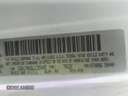 ✅ 2020 Jeep Gladiator Sport S • VIN: 1C6HJTAG3LL125405 • Lot: 43379807. Wystawiony na IAAI z przebiegiem 102 440 mil. Bezpłatny archiwum sprzedaży aukcyjnych z USA i szczegółowy raport historii pojazdu na DreamBid. Zdjęcie 9.