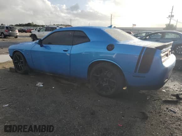 2015 Dodge Challenger R/T Scat Pack Shaker с VIN 2C3CDZFJXFH849650, выставлен на аукционе Copart как лот 84923495 с пробегом 37 137 миль миль и Списание • Salvage title. История ставок и продаж доступна на DreamBid. Изображение 2.