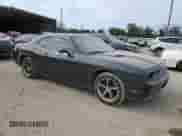 ✅ 2010 Dodge Challenger SE • VIN: 2B3CJ4DV1AH190039 • Lot: 76361104. Wystawiony na Copart z przebiegiem 96 584 mil. Bezpłatny archiwum sprzedaży aukcyjnych z USA i szczegółowy raport historii pojazdu na DreamBid. Zdjęcie 4.