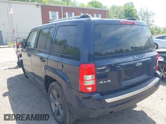 ✅ 2016 Jeep Patriot High Altitude • VIN: 1C4NJRFB3GD745215 • Lot: 42199815. Listed on IAAI with 90,380 mi. Free auction sales archive from the USA and detailed vehicle history report at DreamBid. Image 3.