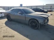 ✅ 2018 Dodge Challenger SXT • VIN: 2C3CDZAG9JH155102 • Лот: 81789595. Опубликован ранее на Copart с пробегом 105 554 миль. Бесплатный доступ к архиву аукционных продаж из США и подробный отчёт об истории автомобиля на DreamBid. Изображение 4.