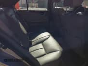 ✅ 1998 Mercedes-Benz E 320 • VIN: WDBJF65F0WA679546 • Lot: 43765700. Wystawiony na IAAI z przebiegiem 177 810 mil. Bezpłatny archiwum sprzedaży aukcyjnych z USA i szczegółowy raport historii pojazdu na DreamBid. Zdjęcie 8.