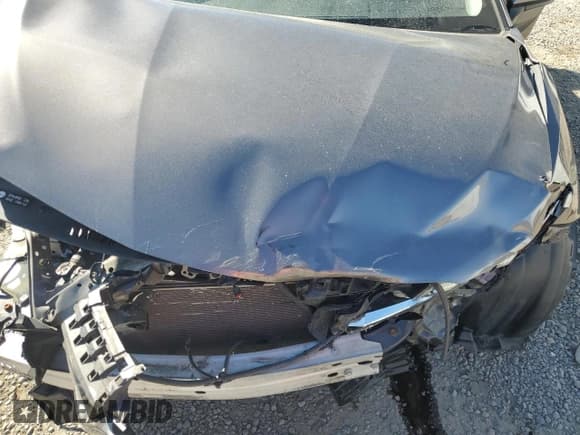 ✅ 2019 Toyota Camry LE • VIN: 4T1B11HK5KU729880 • Lot: 92381815. Listed on Copart with 184,330 mi. Free auction sales archive from the USA and detailed vehicle history report at DreamBid. Image 11.