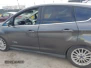 ✅ 2016 Ford C-Max SEL • VIN: 1FADP5CU4GL101968 • Lot: 42255922. Wystawiony na IAAI z przebiegiem 165 358 mil. Bezpłatny archiwum sprzedaży aukcyjnych z USA i szczegółowy raport historii pojazdu na DreamBid. Zdjęcie 15.