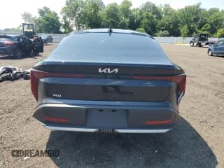 ✅ 2025 Kia K4 LXS • VIN: 3KPFT4DE1SE026146 • Lot: 63006385. Wystawiony na Copart z przebiegiem 8 336 mil. Bezpłatny archiwum sprzedaży aukcyjnych z USA i szczegółowy raport historii pojazdu na DreamBid. Zdjęcie 6.