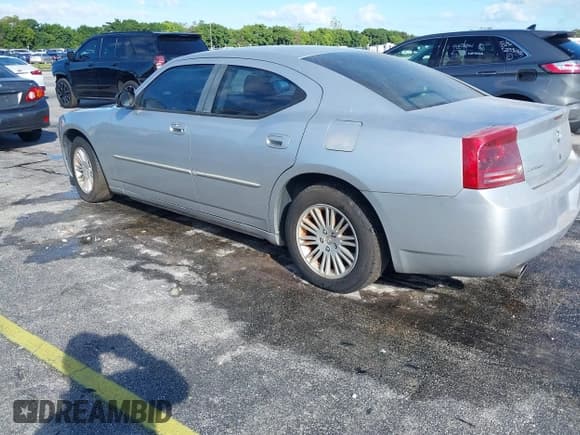 ✅ 2007 Dodge Charger • VIN: 2B3KA43R07H642135 • Лот: 43452131. Опубликован ранее на IAAI с пробегом 169 135 миль. Бесплатный доступ к архиву аукционных продаж из США и подробный отчёт об истории автомобиля на DreamBid. Изображение 3.