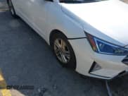 ✅ 2019 Hyundai Elantra Value Edition • VIN: 5NPD84LF6KH406954 • Lot: 43269262. Wystawiony na IAAI z przebiegiem 109 057 mil. Bezpłatny archiwum sprzedaży aukcyjnych z USA i szczegółowy raport historii pojazdu na DreamBid. Zdjęcie 6.