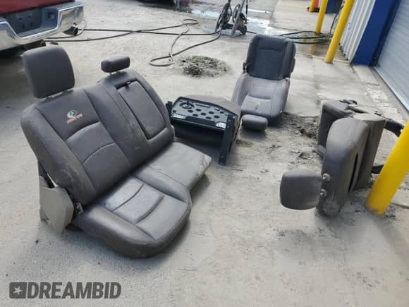 2010 Dodge 1500 Sport с VIN 1D7RV1CT2AS145718, выставлен на аукционе Copart как лот 68002435 с пробегом 120 446 миль миль и Чистый • Clean title. История ставок и продаж доступна на DreamBid. Изображение 12.