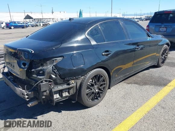✅ 2017 Infiniti Q50 Premium • VIN: JN1EV7AP6HM731406 • Lot: 43482150. Listed on IAAI with 118,404 mi. Free auction sales archive from the USA and detailed vehicle history report at DreamBid. Image 4.