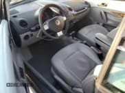 ✅ 2006 Volkswagen Beetle • VIN: 3VWRF31Y16M319759 • Lot: 90759135. Wystawiony na Copart z przebiegiem 124 158 mil. Bezpłatny archiwum sprzedaży aukcyjnych z USA i szczegółowy raport historii pojazdu na DreamBid. Zdjęcie 8.