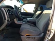 ✅ 2007 Toyota Tundra SR5 • VIN: 5TBDV54157S457051 • Лот: 80162075. Опубликован ранее на Copart с пробегом Не указан. Бесплатный доступ к архиву аукционных продаж из США и подробный отчёт об истории автомобиля на DreamBid. Изображение 7.