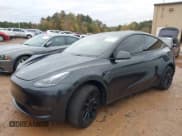 ✅ 2024 Tesla Model Y • VIN: 7SAYGDEDXRF091832 • Lot: 43562899. Wystawiony na IAAI z przebiegiem 9 525 mil. Bezpłatny archiwum sprzedaży aukcyjnych z USA i szczegółowy raport historii pojazdu na DreamBid. Zdjęcie 2.