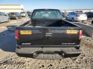 ✅ 2001 Chevrolet S-10 • VIN: 1GCCS14501K135469 • Лот: 42328105. Опубликован ранее на Copart с пробегом 168 286 миль. Бесплатный доступ к архиву аукционных продаж из США и подробный отчёт об истории автомобиля на DreamBid. Изображение 6.