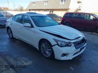 ✅ 2021 Infiniti Q50 Luxe • VIN: JN1EV7BR7MM751321 • Lot: 43672916. Listed on IAAI with 47,352 mi. Free auction sales archive from the USA and detailed vehicle history report at DreamBid. Image 1.