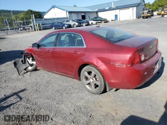 2011 Chevrolet Malibu 2LT z VIN 1G1ZD5E70BF172116, wystawiony jako Copart lot #69863794 z przebiegiem 158 029 mil mil oraz Szkoda całkowita • Salvage title. Historia ofert i sprzedaży dostępna na DreamBid. Obrazek 2.