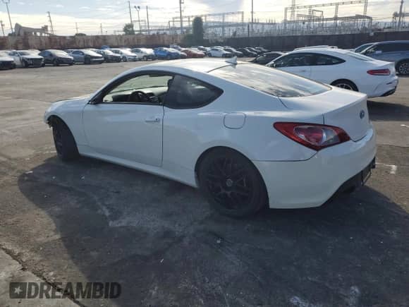 2011 Hyundai Genesis Coupe Premium с VIN KMHHT6KD0BU046559, выставлен на аукционе Copart как лот 44418354 с пробегом 117 794 миль миль и На запчасти • Non repairable. История ставок и продаж доступна на DreamBid. Изображение 2.