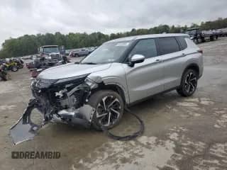 2024 Mitsubishi Outlander SE с VIN JA4J4VA85RZ060966, выставлен на аукционе Copart как лот 85555085 с пробегом 13 755 миль миль и Списание • Salvage title. История ставок и продаж доступна на DreamBid. Изображение 1.