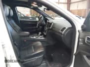 ✅ 2018 Jeep Grand Cherokee High Altitude • VIN: 1C4RJFCG0JC102561 • Lot: 42993819. Wystawiony na IAAI z przebiegiem 99 215 mil. Bezpłatny archiwum sprzedaży aukcyjnych z USA i szczegółowy raport historii pojazdu na DreamBid. Zdjęcie 5.