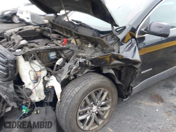 ✅ 2017 GMC Acadia SLT • VIN: 1GKKNMLA8HZ289386 • Lot: 43779642. Listed on IAAI with 101,248 mi. Free auction sales archive from the USA and detailed vehicle history report at DreamBid. Image 6.