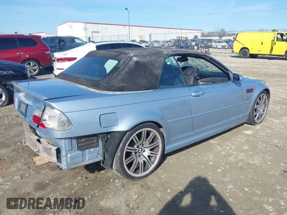 ✅ 2002 BMW 3 Series M3 • VIN: WBSBR934X2EX23550 • Lot: 41321304. Listed on IAAI with 273,926 mi. Free auction sales archive from the USA and detailed vehicle history report at DreamBid. Image 4.