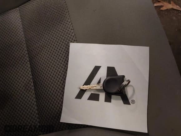 ✅ 2005 Ford Escape XLT • VIN: 1FMYU93195KB77203 • Lot: 43524630. Listed on IAAI with 116,476 mi. Free auction sales archive from the USA and detailed vehicle history report at DreamBid. Image 11.