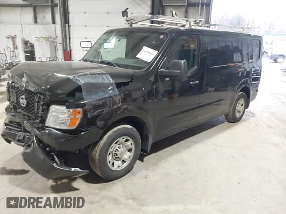 ✅ 2018 Nissan NV Cargo SV • VIN: 1N6BF0KY6JN810843 • Lot: 41498664. Wystawiony na IAAI z przebiegiem 121 072 mil. Bezpłatny archiwum sprzedaży aukcyjnych z USA i szczegółowy raport historii pojazdu na DreamBid. Zdjęcie 21.