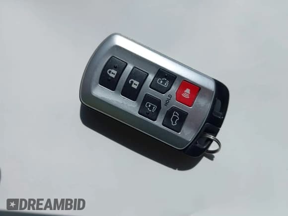 ✅ 2015 Toyota Sienna Limited • VIN: 5TDDK3DCXFS106768 • Lot: 42671426. Listed on IAAI with 108,771 mi. Free auction sales archive from the USA and detailed vehicle history report at DreamBid. Image 11.