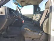 ✅ 2000 Chevrolet Silverado 1500 • VIN: 1GCEC14W6YE277882 • Lot: 86514085. Listed on Copart with 256,944 mi. Free auction sales archive from the USA and detailed vehicle history report at DreamBid. Image 7.