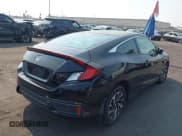 ✅ 2018 Honda Civic LX • VIN: 2HGFC4B5XJH308406 • Lot: 42899539. Wystawiony na IAAI z przebiegiem 81 266 mil. Bezpłatny archiwum sprzedaży aukcyjnych z USA i szczegółowy raport historii pojazdu na DreamBid. Zdjęcie 4.