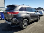 ✅ 2017 Toyota Highlander XLE • VIN: 5TDKZRFH8HS230460 • Lot: 82634795. Wystawiony na Copart z przebiegiem 79 362 mil. Bezpłatny archiwum sprzedaży aukcyjnych z USA i szczegółowy raport historii pojazdu na DreamBid. Zdjęcie 3.