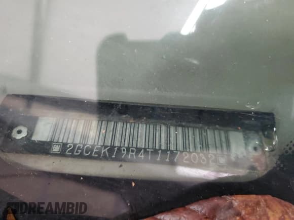 ✅ 1996 Chevrolet Silverado 1500 • VIN: 2GCEK19R4T1172032 • Лот: 92387615. Опубликован ранее на Copart с пробегом 313 856 миль. Бесплатный доступ к архиву аукционных продаж из США и подробный отчёт об истории автомобиля на DreamBid. Изображение 12.