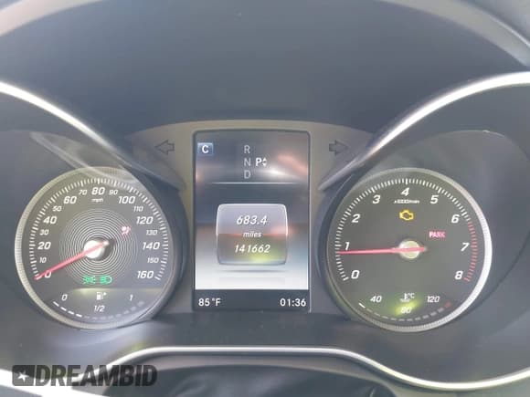 ✅ 2017 Mercedes-Benz C 300 • VIN: 55SWF4JB8HU192733 • Lot: 43550569. Wystawiony na IAAI z przebiegiem 141 662 mil. Bezpłatny archiwum sprzedaży aukcyjnych z USA i szczegółowy raport historii pojazdu na DreamBid. Zdjęcie 15.